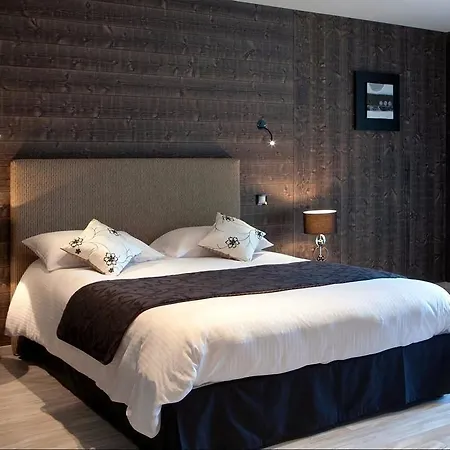 Blanc Hotel Marigny-Saint-Marcel