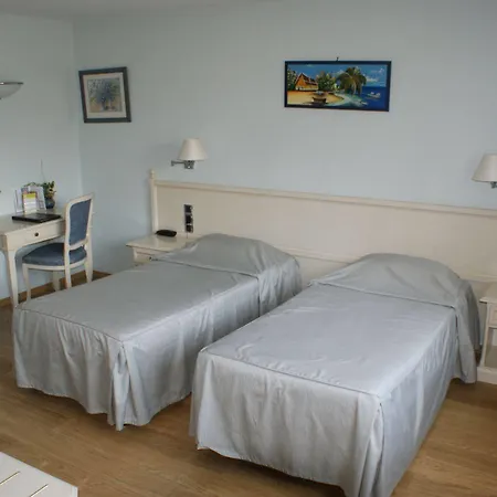 Hotel Blanc Marigny-Saint-Marcel