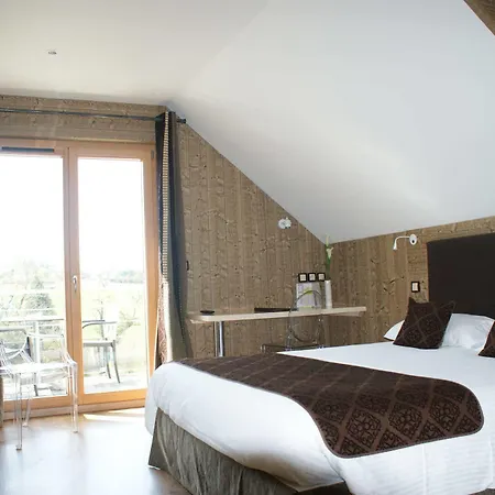 Blanc 3* Marigny-Saint-Marcel
