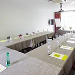 Hotel Blanc Marigny-Saint-Marcel